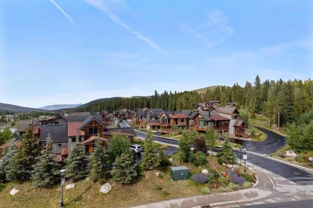 Downtown Chalet Close To Main St With Pool And Hot Tub 브레켄리지 외부 사진