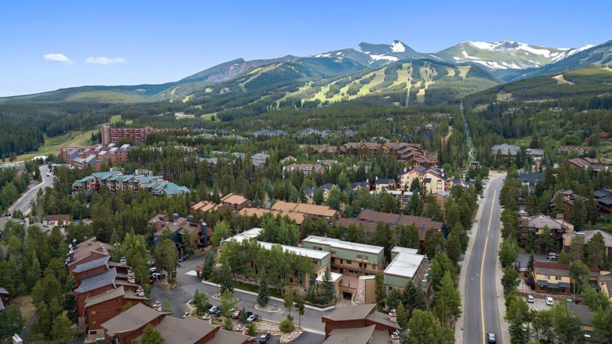 Downtown Chalet Close To Main St With Pool And Hot Tub 브레켄리지 외부 사진