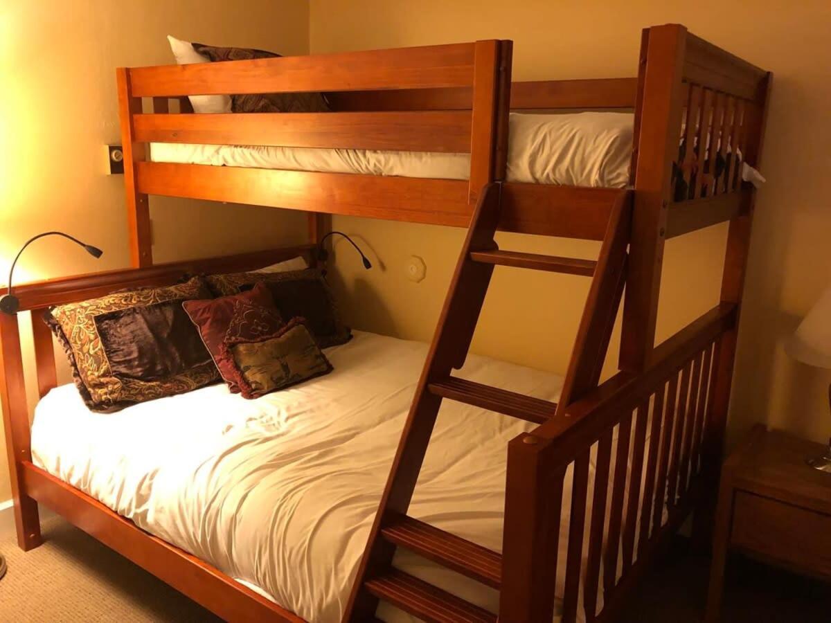 Downtown Chalet Close To Main St With Pool And Hot Tub 브레켄리지 외부 사진